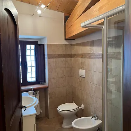 בית נופש Monti Sibillini House *